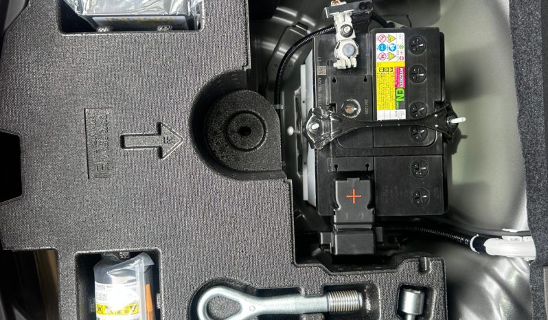 
								Nissan Note E-Power full									