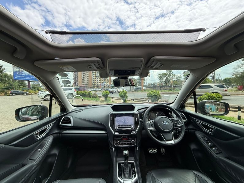 
								Subaru Forester SK9 full									