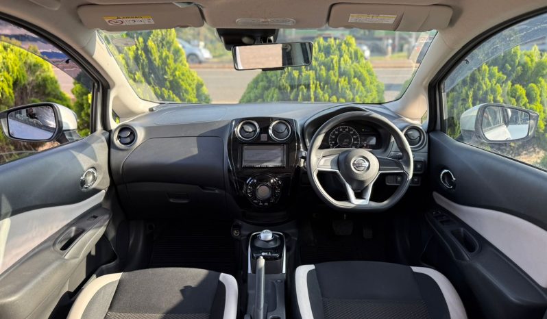 
								Nissan Note E-power full									