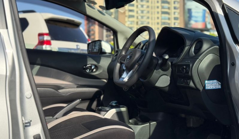 
								Nissan Note E-power full									