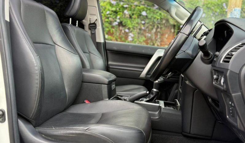 
								Land cruiser prado TXL full									