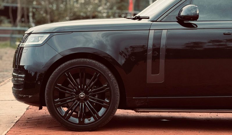 
								Range rover Vogue full									