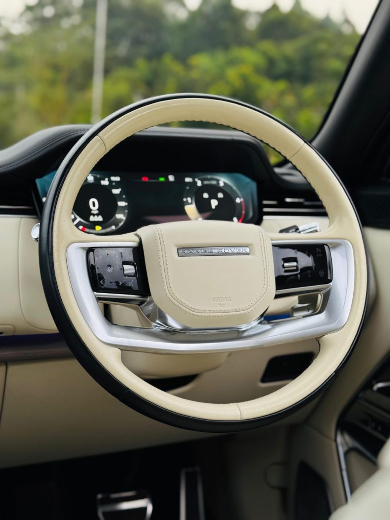 
								Range rover Vogue full									