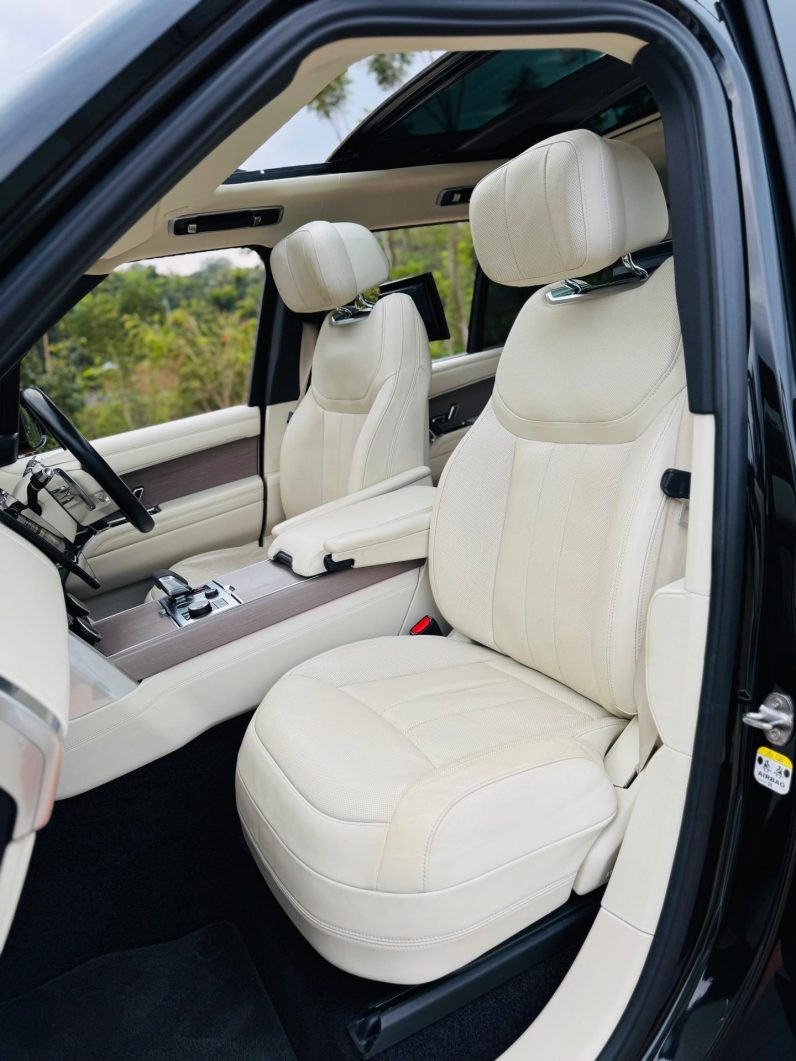 
								Range rover Vogue full									