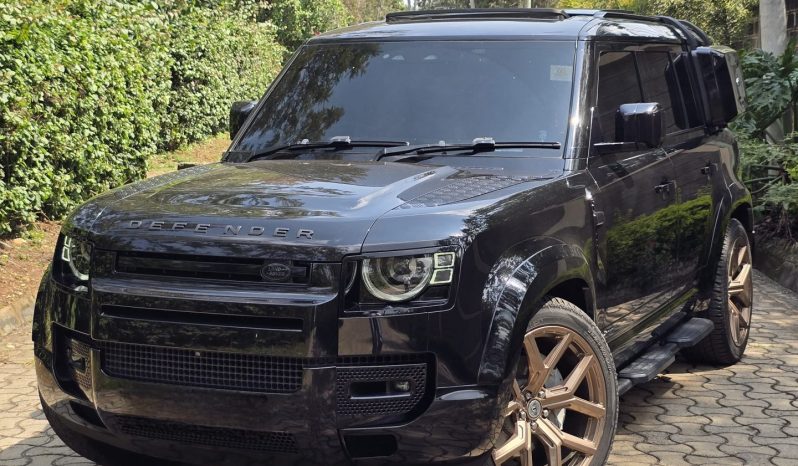 
								Land Rover defender 110 full									