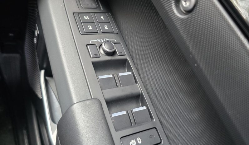 
								Land Rover defender 110 full									