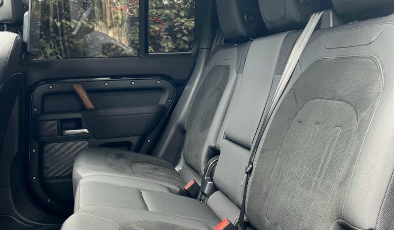 
								Land rover Defender full									