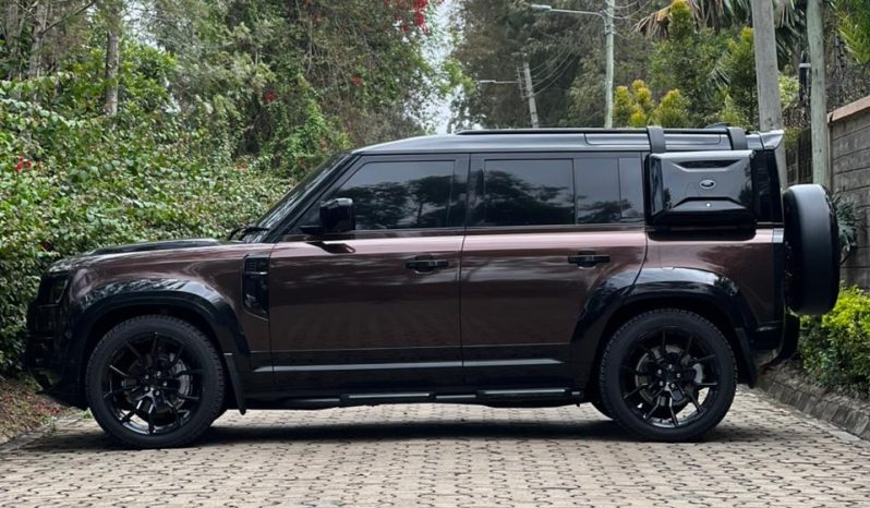 
								Land rover Defender full									