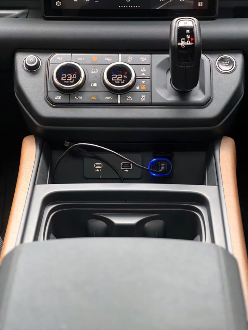 
								Land rover Defender full									