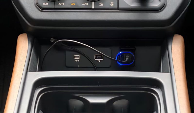 
								Land rover Defender full									