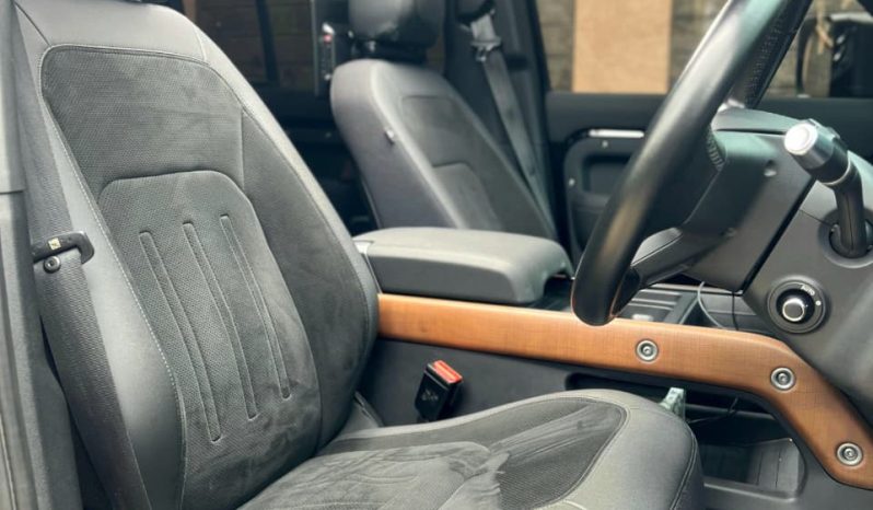 
								Land rover Defender full									