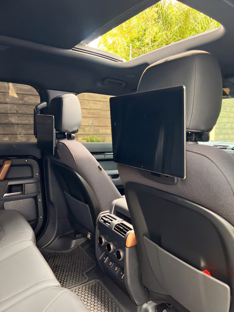 
								Land rover Defender full									