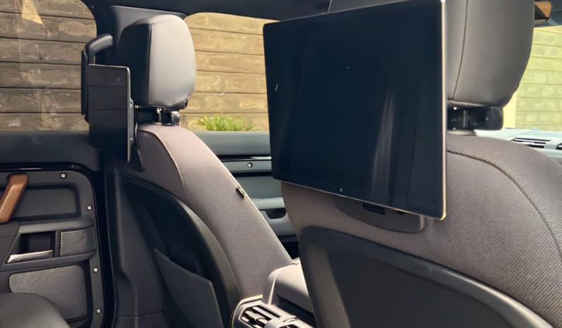 
								Land rover Defender full									