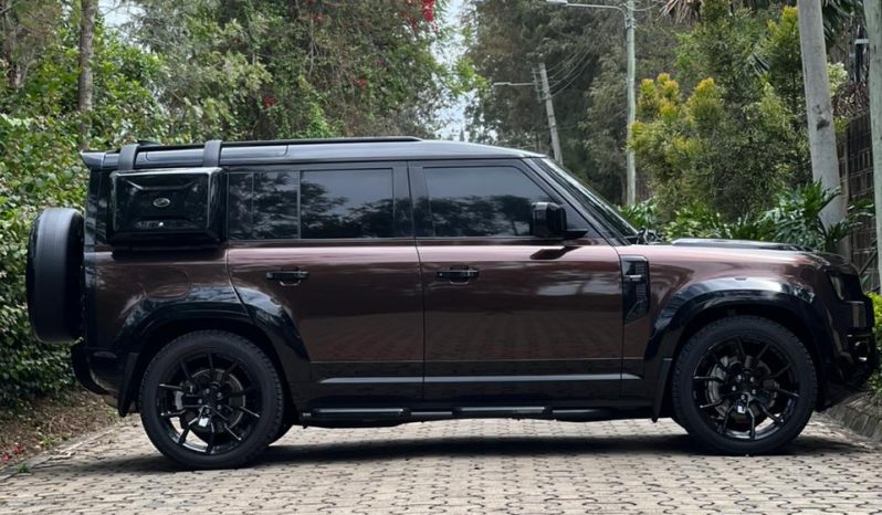 
								Land rover Defender full									