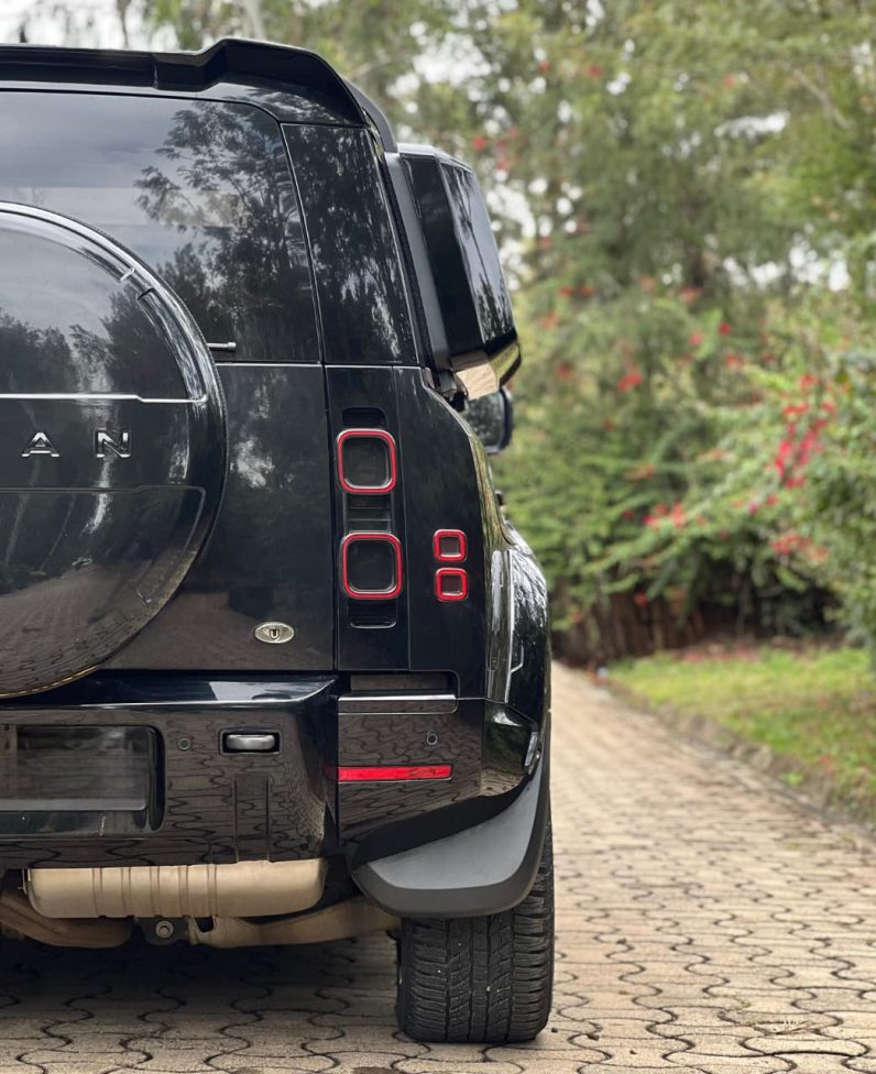 
								Land rover Defender full									