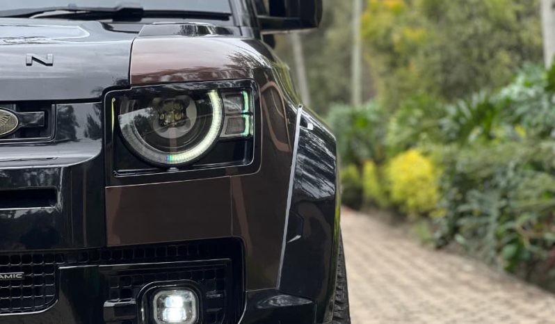 
								Land rover Defender full									