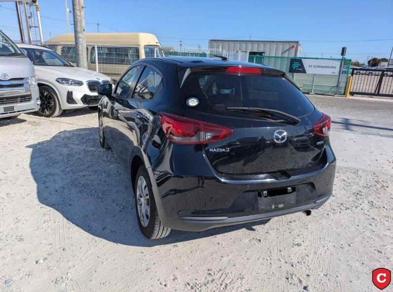 
								Mazda 2 full									