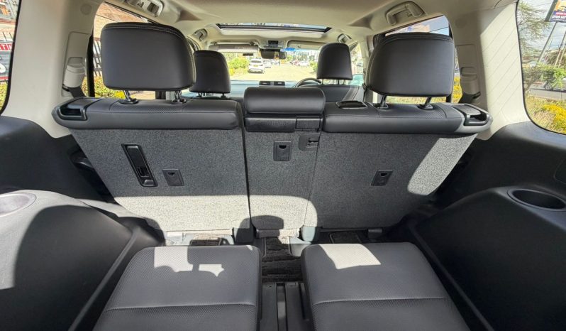 
								Toyota Land cruiser prado TXL full									