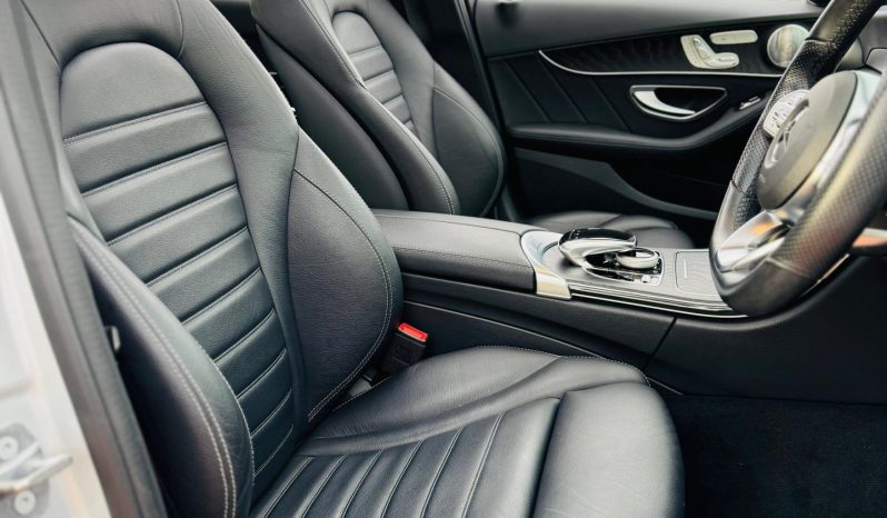 
								Mercedes Benz C200 full									