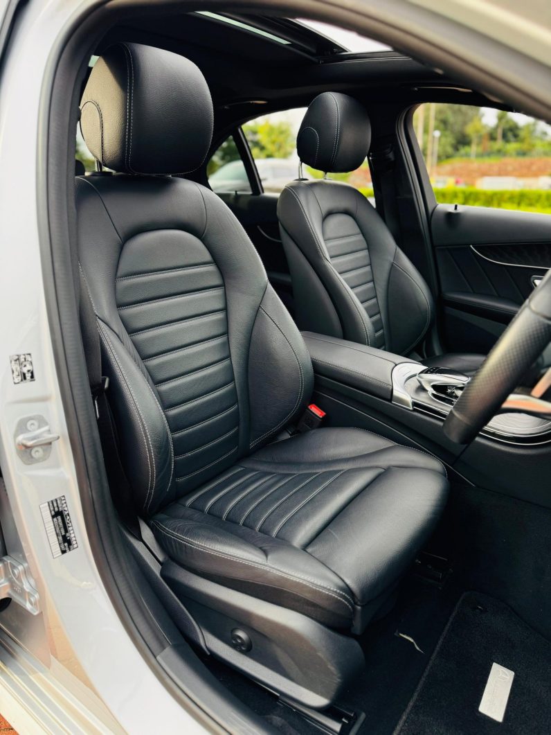 
								Mercedes Benz C200 full									