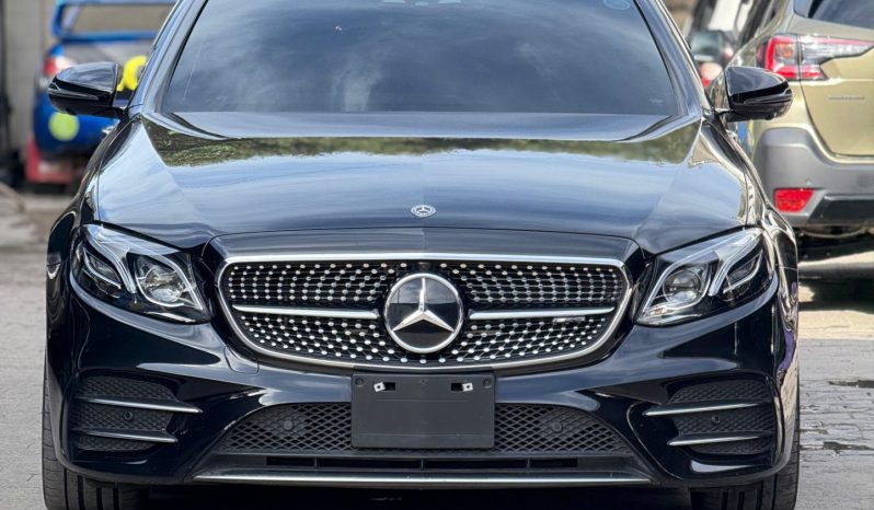 
								Mercedes-Benz E43 full									