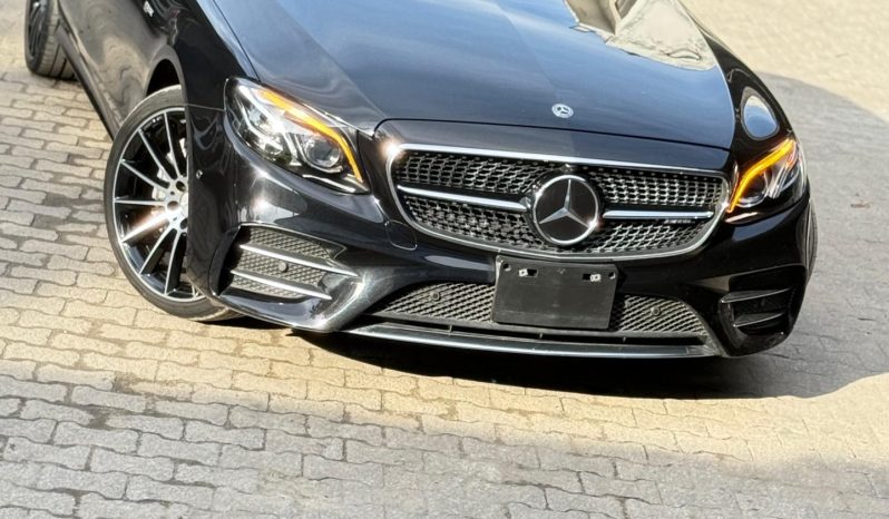 
								Mercedes-Benz E43 full									