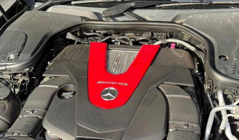 
								Mercedes-Benz E43 full									