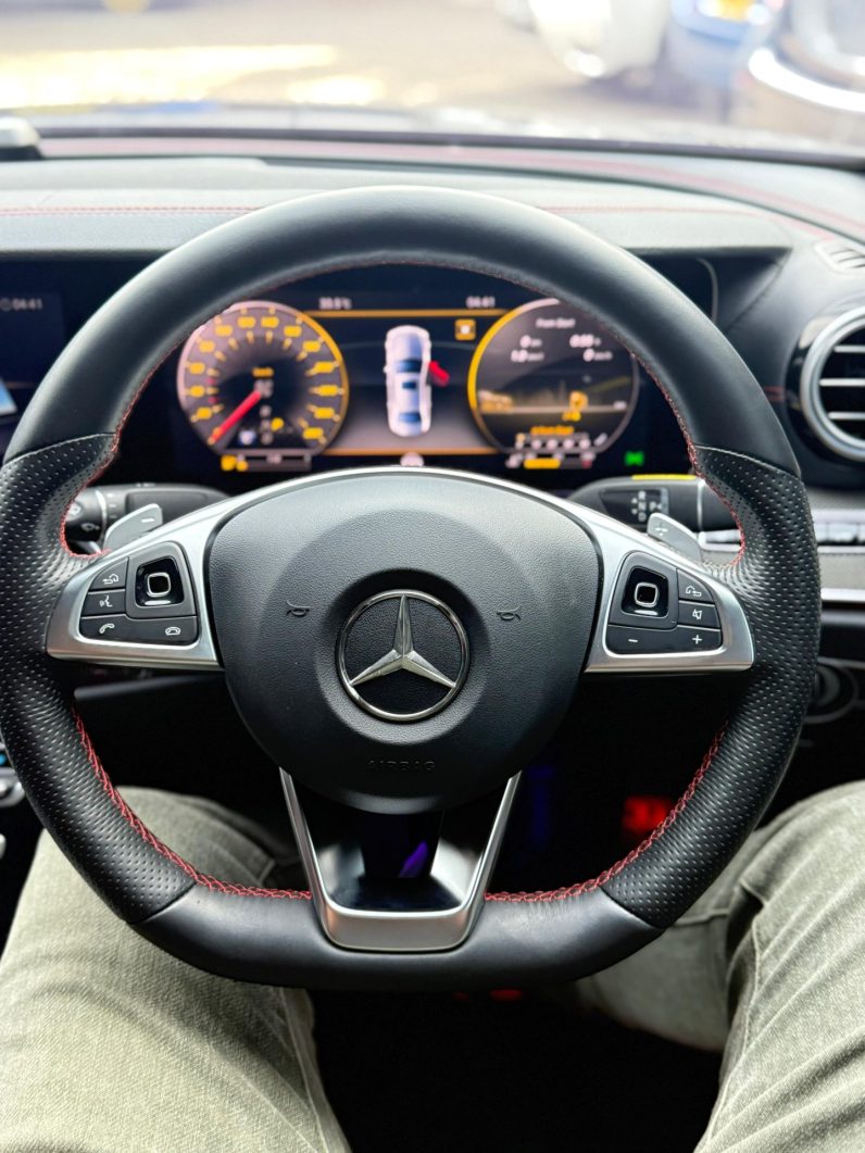 
								Mercedes-Benz E43 full									