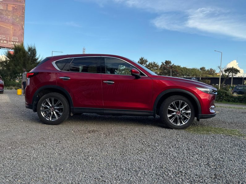 
								Mazda Cx-5 full									