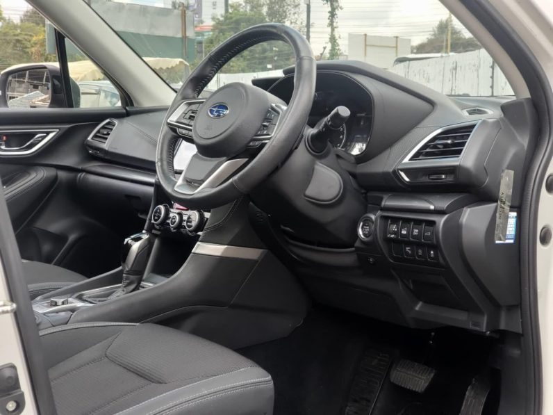 
								Subaru forester full									