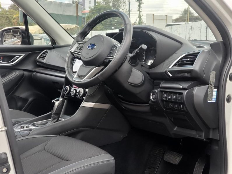 
								Subaru forester full									