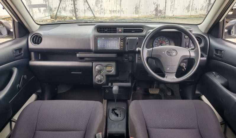 
								Toyota Rav4 adventure full									