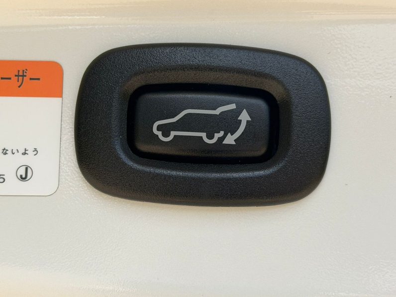 
								Mitsubishi outlander full									