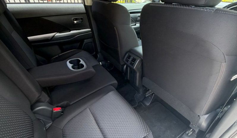 
								Mitsubishi outlander full									