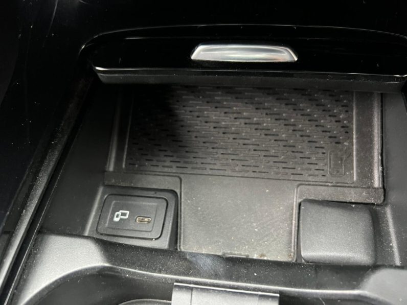 
								Mercedes Benz A180 full									