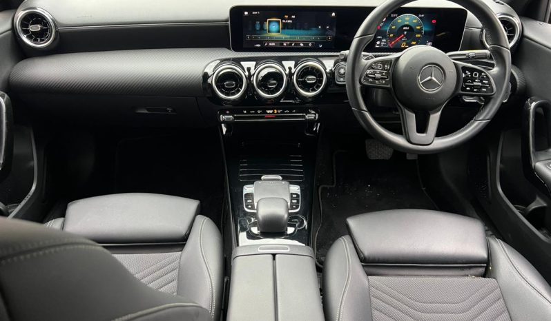 
								Mercedes Benz A180 full									