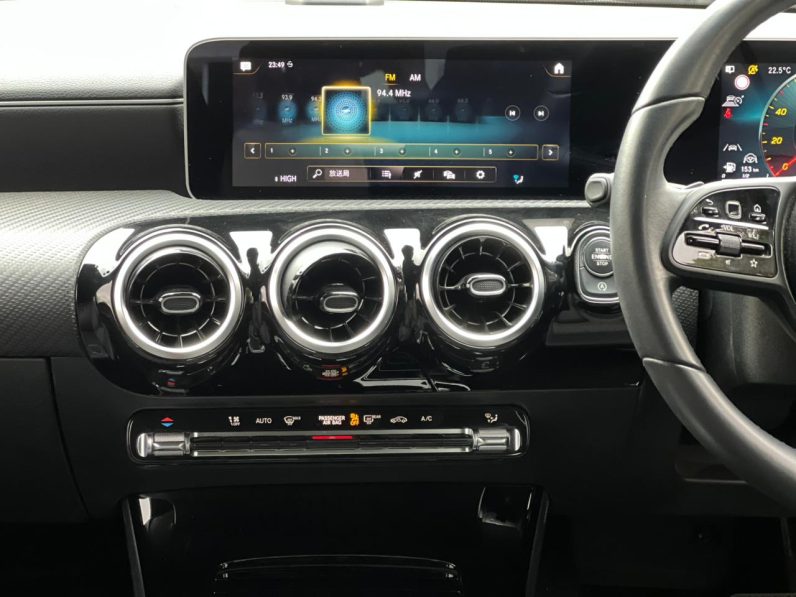 
								Mercedes Benz A180 full									