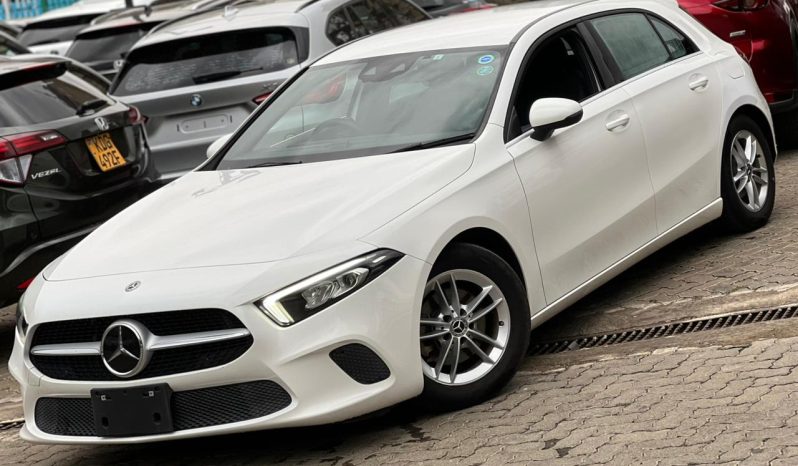 
								Mercedes Benz A180 full									