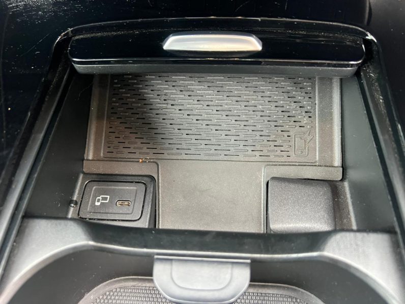 
								Mercedes Benz A180 full									