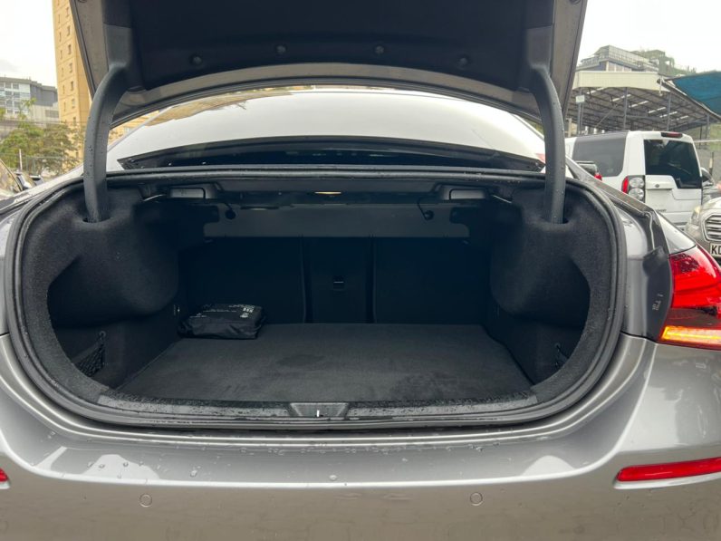 
								Mercedes Benz A180 full									