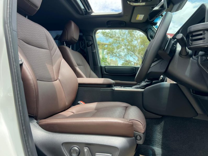 
								Land cruiser prado J250 full									