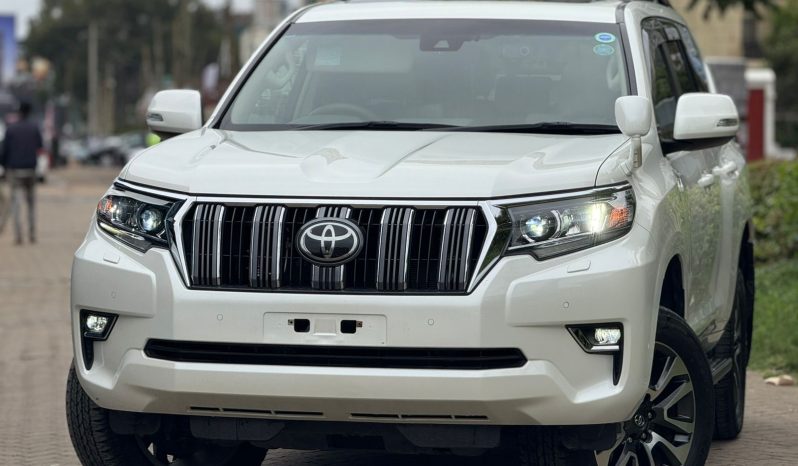 
								Toyota Land Cruiser Prado TX-L full									