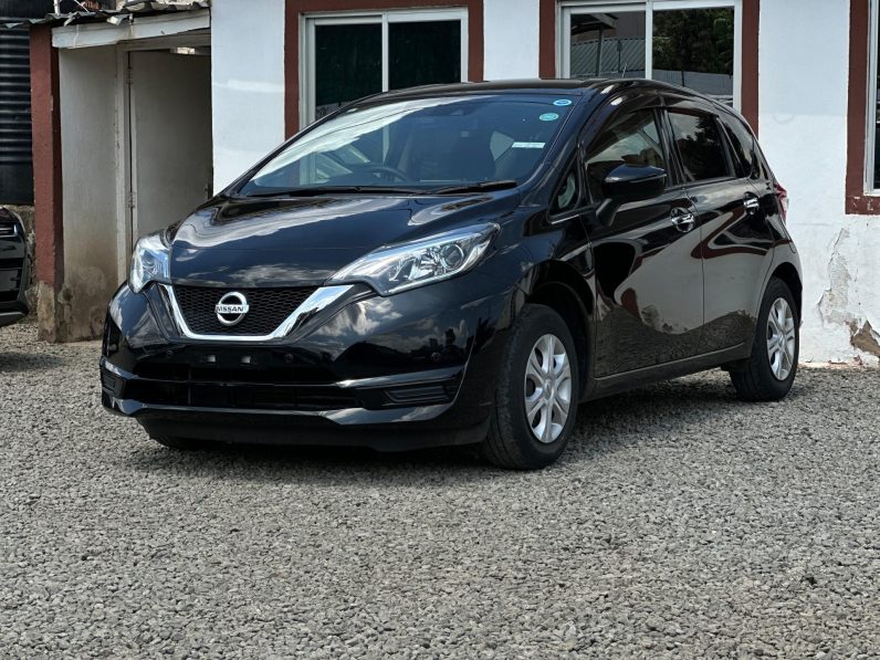 
								Nissan Note full									