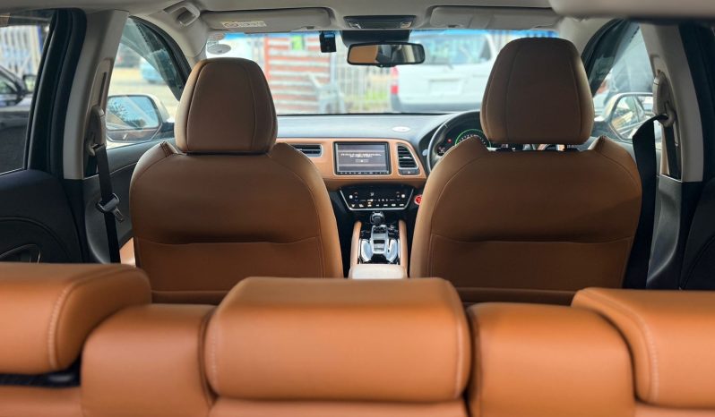 
								Honda Vezel full									