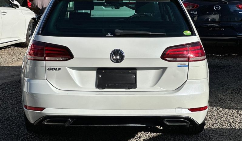 
								Volkswagen Golf variant R line full									