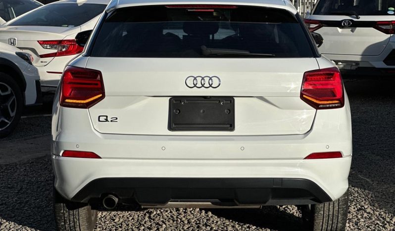 
								Audi Q2 full									