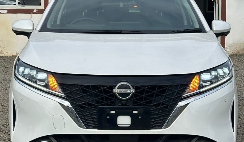 
								Nissan Note full									