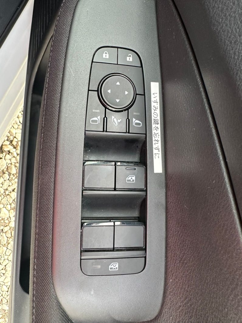 
								Nissan Note full									