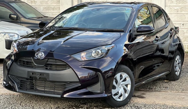 
								Toyota Yaris full									