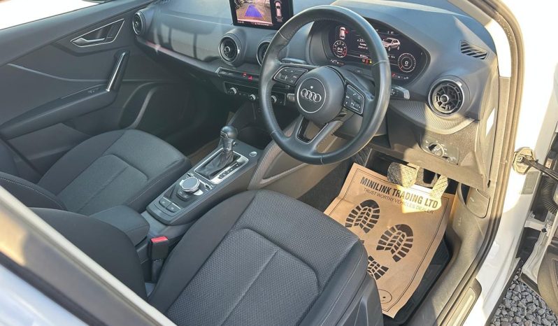 
								Audi Q2 full									